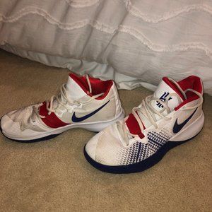 Nike Kyrie - Basketball - Size 7.5